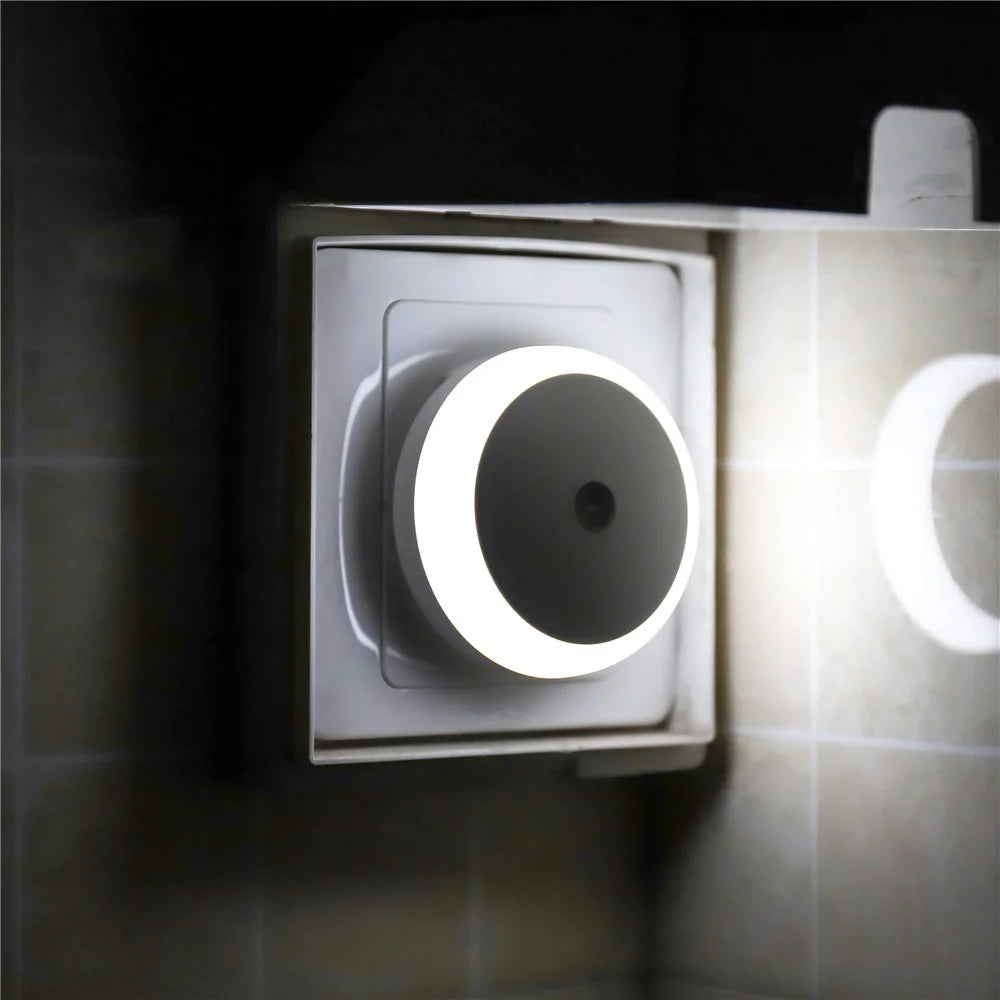 LED Night Light – Plug-In Smart Sensor with Auto Dusk-to-Dawn