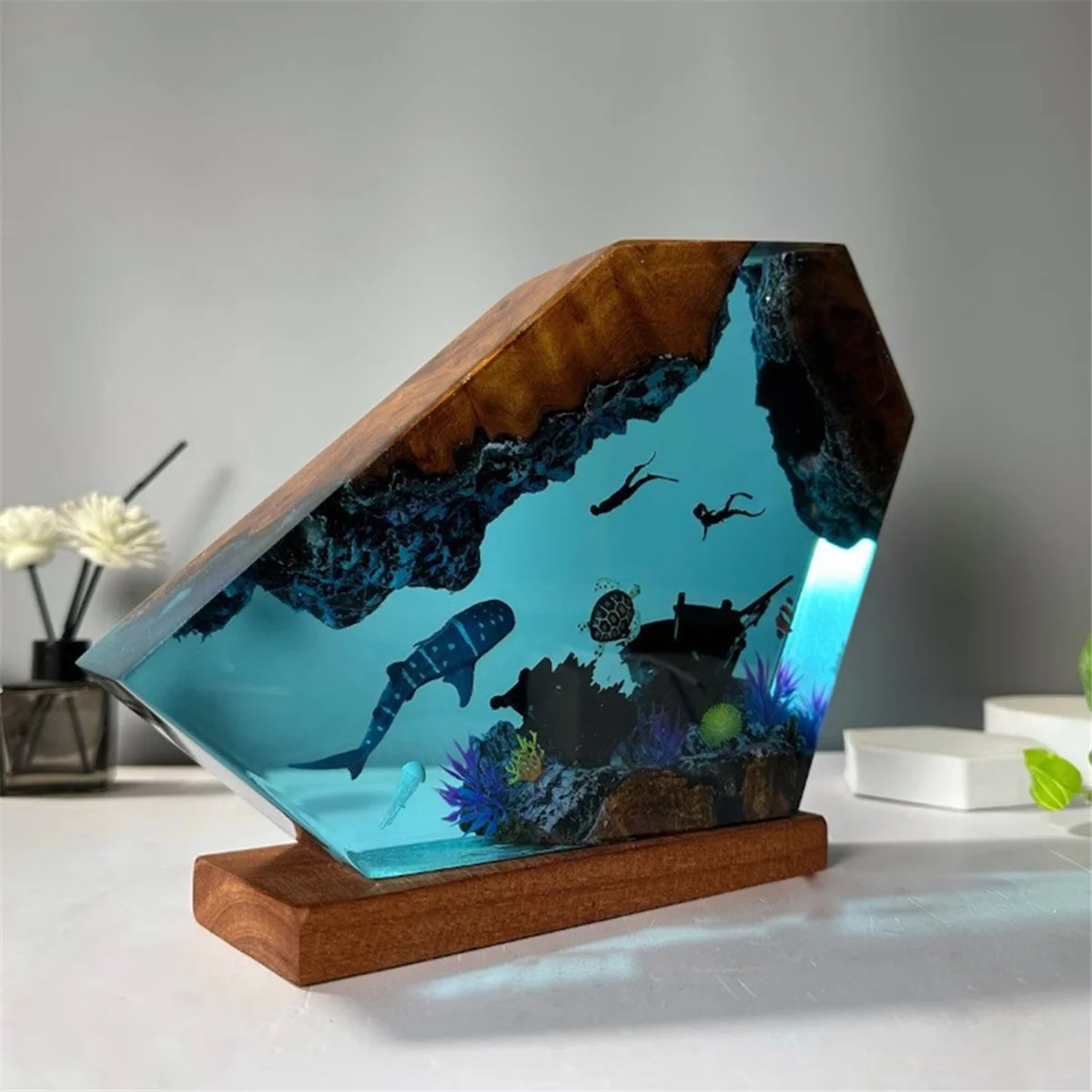 Undersea Resin Lamp Whale Turtle Human Diving Night Light Home Gift Office, Desk Bedroom Decoration Night Light